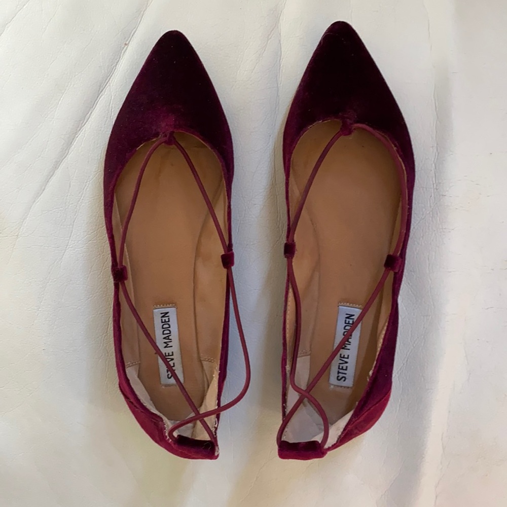 Red Velvet flats
